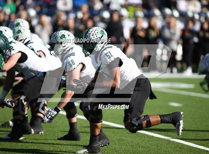 Thumbnail 2 in DeSoto vs. Southlake Carroll (UIL 6A Football Div II State Semi-Finals) photogallery.