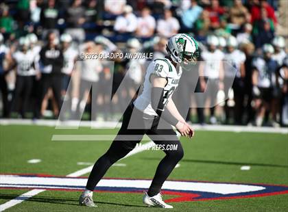 Thumbnail 2 in DeSoto vs. Southlake Carroll (UIL 6A Football Div II State Semi-Finals) photogallery.
