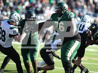 Thumbnail 3 in DeSoto vs. Southlake Carroll (UIL 6A Football Div II State Semi-Finals) photogallery.