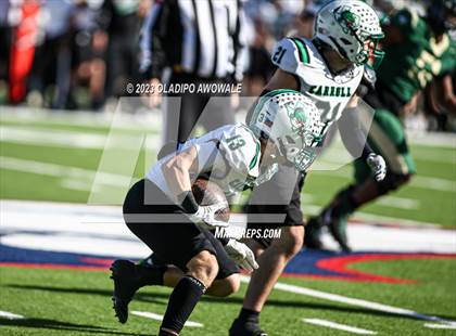Thumbnail 2 in DeSoto vs. Southlake Carroll (UIL 6A Football Div II State Semi-Finals) photogallery.