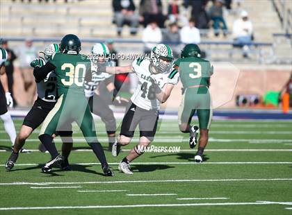 Thumbnail 3 in DeSoto vs. Southlake Carroll (UIL 6A Football Div II State Semi-Finals) photogallery.