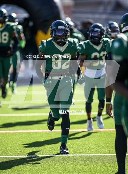 Thumbnail 2 in DeSoto vs. Southlake Carroll (UIL 6A Football Div II State Semi-Finals) photogallery.