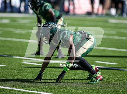 Thumbnail 1 in DeSoto vs. Southlake Carroll (UIL 6A Football Div II State Semi-Finals) photogallery.