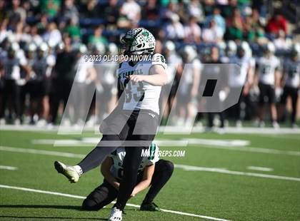 Thumbnail 1 in DeSoto vs. Southlake Carroll (UIL 6A Football Div II State Semi-Finals) photogallery.
