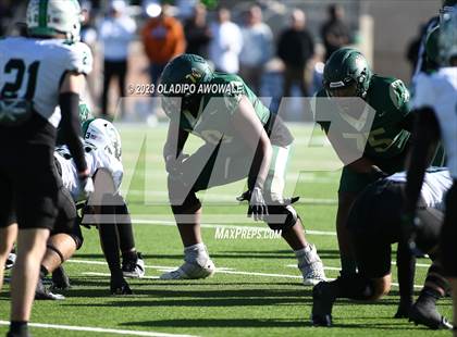 Thumbnail 2 in DeSoto vs. Southlake Carroll (UIL 6A Football Div II State Semi-Finals) photogallery.