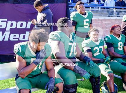 Thumbnail 3 in DeSoto vs. Southlake Carroll (UIL 6A Football Div II State Semi-Finals) photogallery.