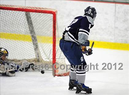 Thumbnail 2 in Staples/Weston/Shelton @ East Catholic photogallery.