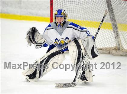 Thumbnail 2 in Staples/Weston/Shelton @ East Catholic photogallery.