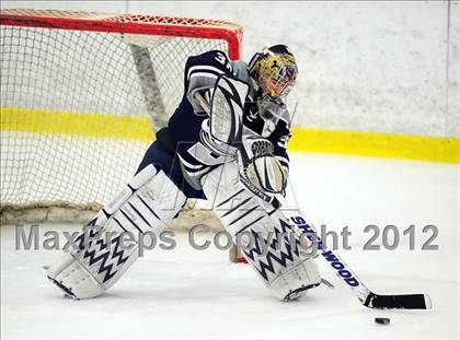 Thumbnail 1 in Staples/Weston/Shelton @ East Catholic photogallery.