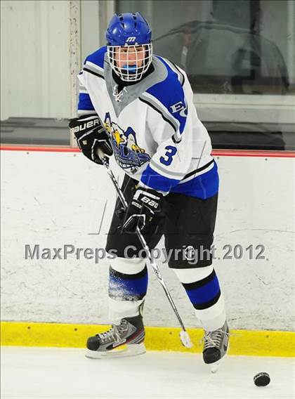 Thumbnail 2 in Staples/Weston/Shelton @ East Catholic photogallery.