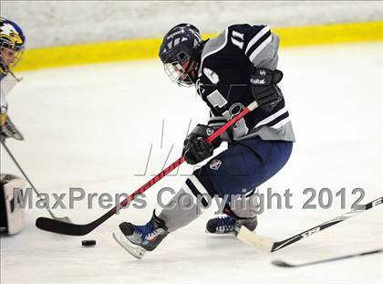 Thumbnail 1 in Staples/Weston/Shelton @ East Catholic photogallery.