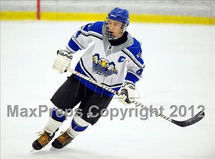 Thumbnail 2 in Staples/Weston/Shelton @ East Catholic photogallery.