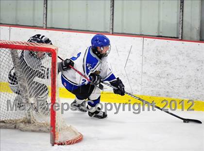 Thumbnail 2 in Staples/Weston/Shelton @ East Catholic photogallery.