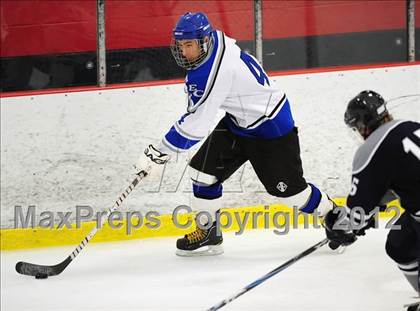 Thumbnail 3 in Staples/Weston/Shelton @ East Catholic photogallery.