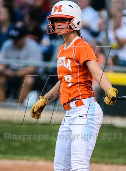 Thumbnail 1 in Mineola vs Lone Star (UIL 3A Regional Semifinal) photogallery.