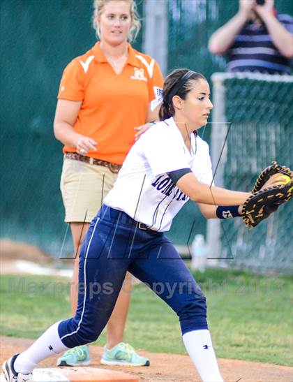 Thumbnail 1 in Mineola vs Lone Star (UIL 3A Regional Semifinal) photogallery.