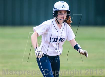 Thumbnail 3 in Mineola vs Lone Star (UIL 3A Regional Semifinal) photogallery.