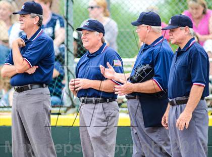 Thumbnail 1 in Mineola vs Lone Star (UIL 3A Regional Semifinal) photogallery.