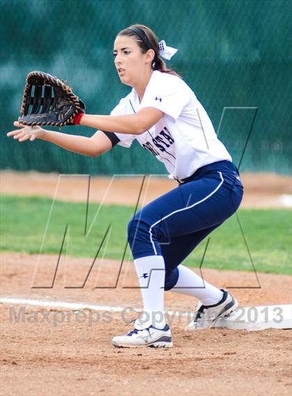 Thumbnail 2 in Mineola vs Lone Star (UIL 3A Regional Semifinal) photogallery.