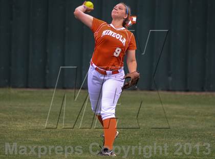 Thumbnail 2 in Mineola vs Lone Star (UIL 3A Regional Semifinal) photogallery.