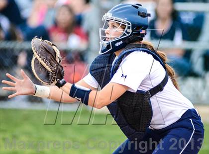 Thumbnail 2 in Mineola vs Lone Star (UIL 3A Regional Semifinal) photogallery.