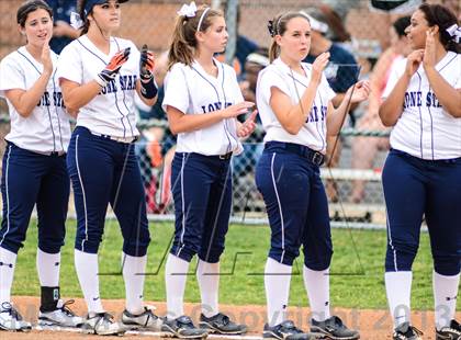 Thumbnail 3 in Mineola vs Lone Star (UIL 3A Regional Semifinal) photogallery.
