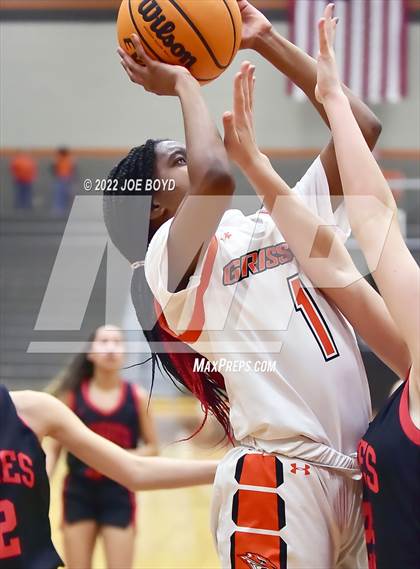 Thumbnail 1 in Albertville @ Grissom photogallery.