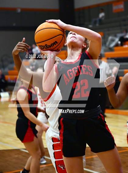 Thumbnail 3 in Albertville @ Grissom photogallery.