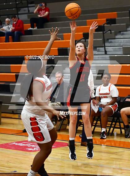Thumbnail 2 in Albertville @ Grissom photogallery.