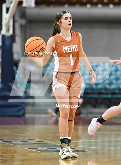 Thumbnail 2 in Windsor vs. Mead (CHSAA 5A Great 8 ) photogallery.