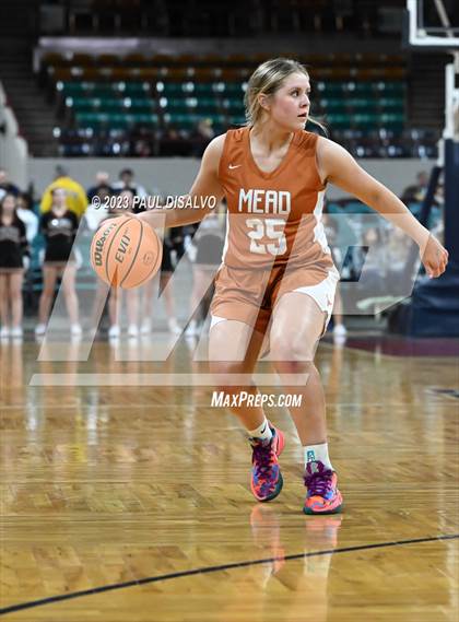 Thumbnail 2 in Windsor vs. Mead (CHSAA 5A Great 8 ) photogallery.