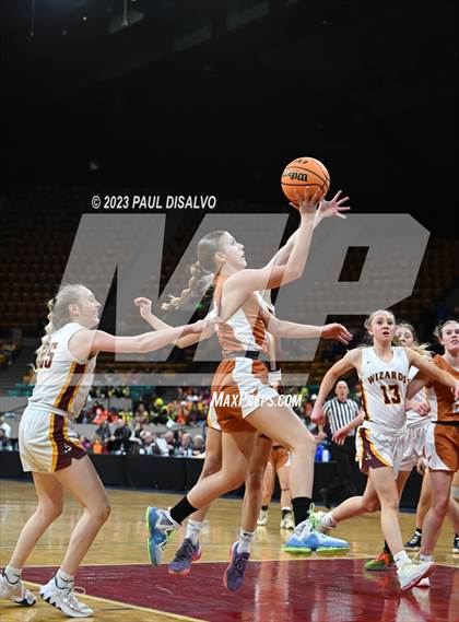 Thumbnail 3 in Windsor vs. Mead (CHSAA 5A Great 8 ) photogallery.