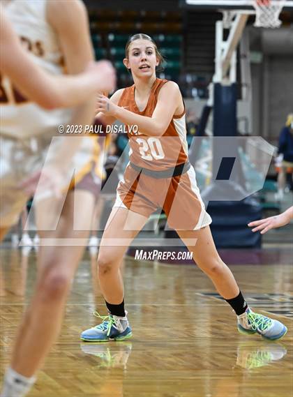 Thumbnail 2 in Windsor vs. Mead (CHSAA 5A Great 8 ) photogallery.
