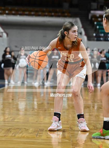 Thumbnail 1 in Windsor vs. Mead (CHSAA 5A Great 8 ) photogallery.