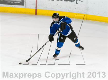 Thumbnail 1 in Ralston Valley vs. Resurrection Christian (CHSAA Semifinal) photogallery.