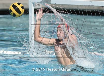 Thumbnail 2 in Aliso Niguel vs Yorba Linda (Villa Park Classic) photogallery.