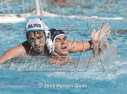 Thumbnail 2 in Aliso Niguel vs Yorba Linda (Villa Park Classic) photogallery.