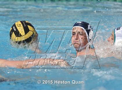 Thumbnail 2 in Aliso Niguel vs Yorba Linda (Villa Park Classic) photogallery.