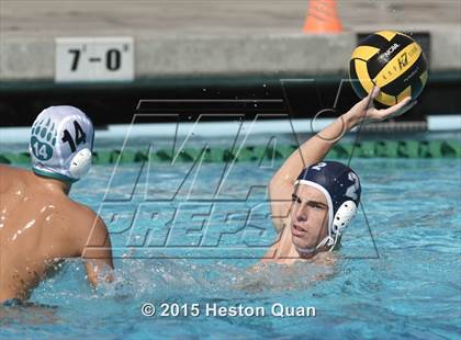 Thumbnail 2 in Aliso Niguel vs Yorba Linda (Villa Park Classic) photogallery.