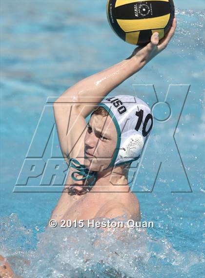 Thumbnail 2 in Aliso Niguel vs Yorba Linda (Villa Park Classic) photogallery.