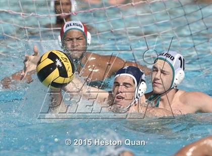 Thumbnail 2 in Aliso Niguel vs Yorba Linda (Villa Park Classic) photogallery.