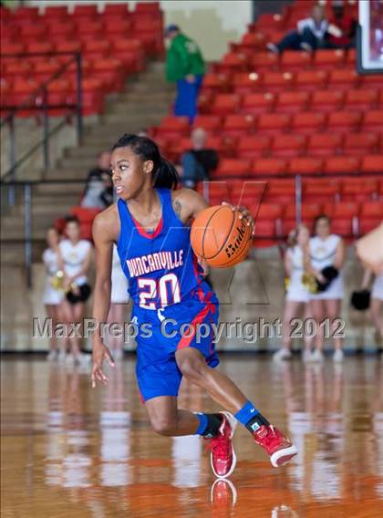 Thumbnail 1 in Amarillo vs. Duncanville (5A Region 1 Semifinal) photogallery.