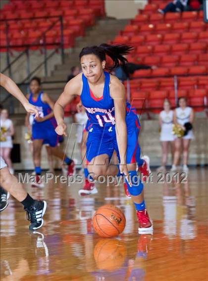 Thumbnail 1 in Amarillo vs. Duncanville (5A Region 1 Semifinal) photogallery.