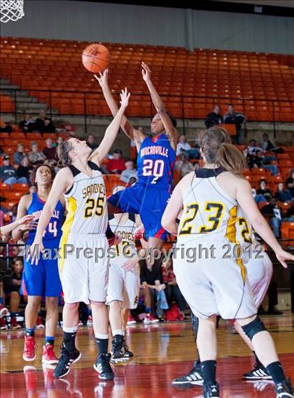 Thumbnail 1 in Amarillo vs. Duncanville (5A Region 1 Semifinal) photogallery.