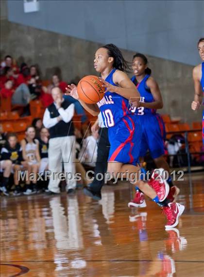 Thumbnail 1 in Amarillo vs. Duncanville (5A Region 1 Semifinal) photogallery.