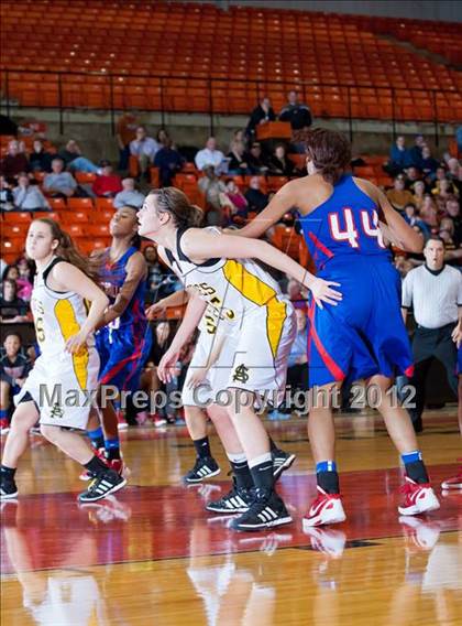 Thumbnail 1 in Amarillo vs. Duncanville (5A Region 1 Semifinal) photogallery.