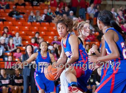 Thumbnail 2 in Amarillo vs. Duncanville (5A Region 1 Semifinal) photogallery.