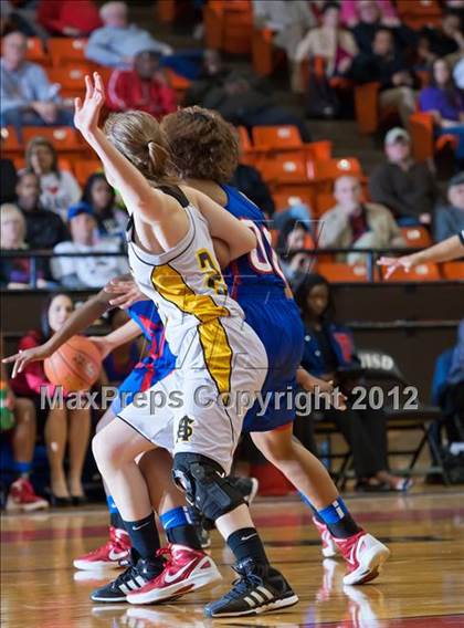 Thumbnail 3 in Amarillo vs. Duncanville (5A Region 1 Semifinal) photogallery.
