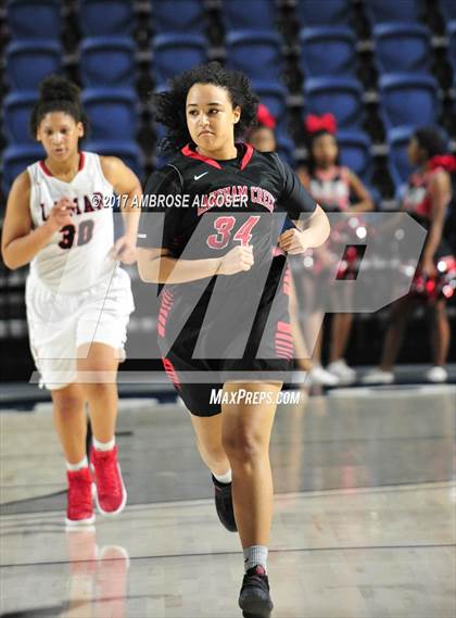 Thumbnail 2 in Langham Creek vs. Lamar (UIL 6A Bi-District Playoff) photogallery.