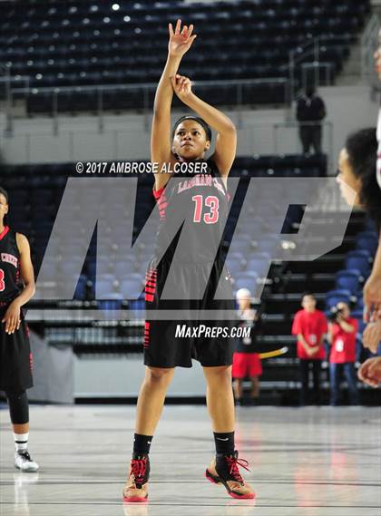 Thumbnail 2 in Langham Creek vs. Lamar (UIL 6A Bi-District Playoff) photogallery.
